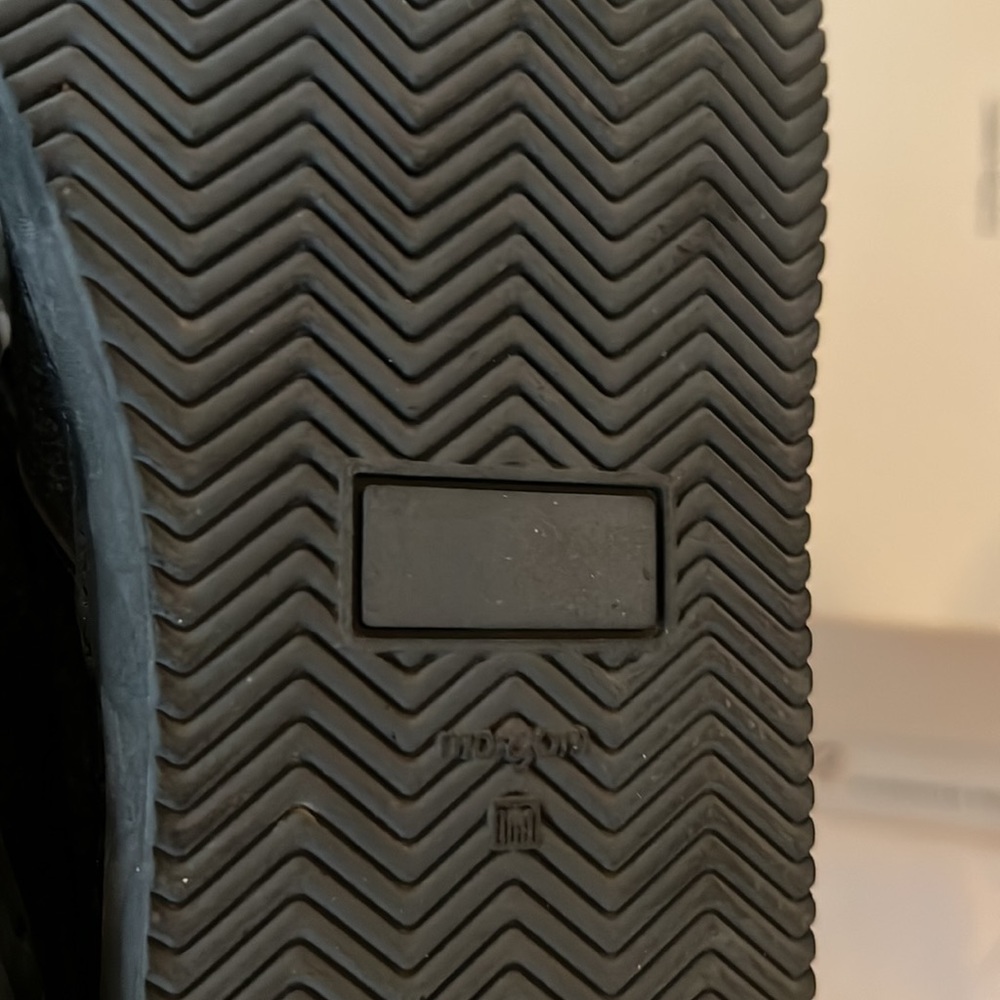 Common projects Slip-Ons - Picture 4 of 5